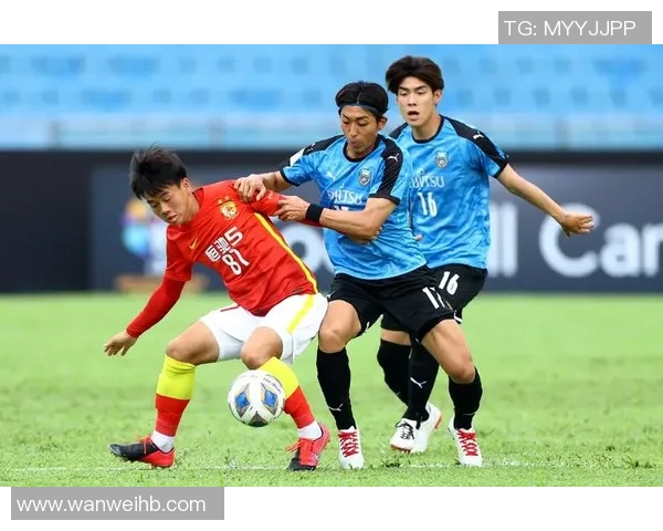 足球巨献:探秘广州足球队的状态 足球巨献:探秘广州足球队的状态