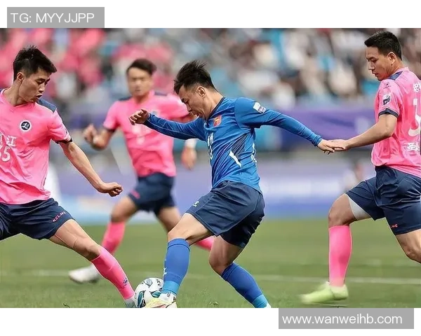 足球专题：聚焦北京足球队的团队协作